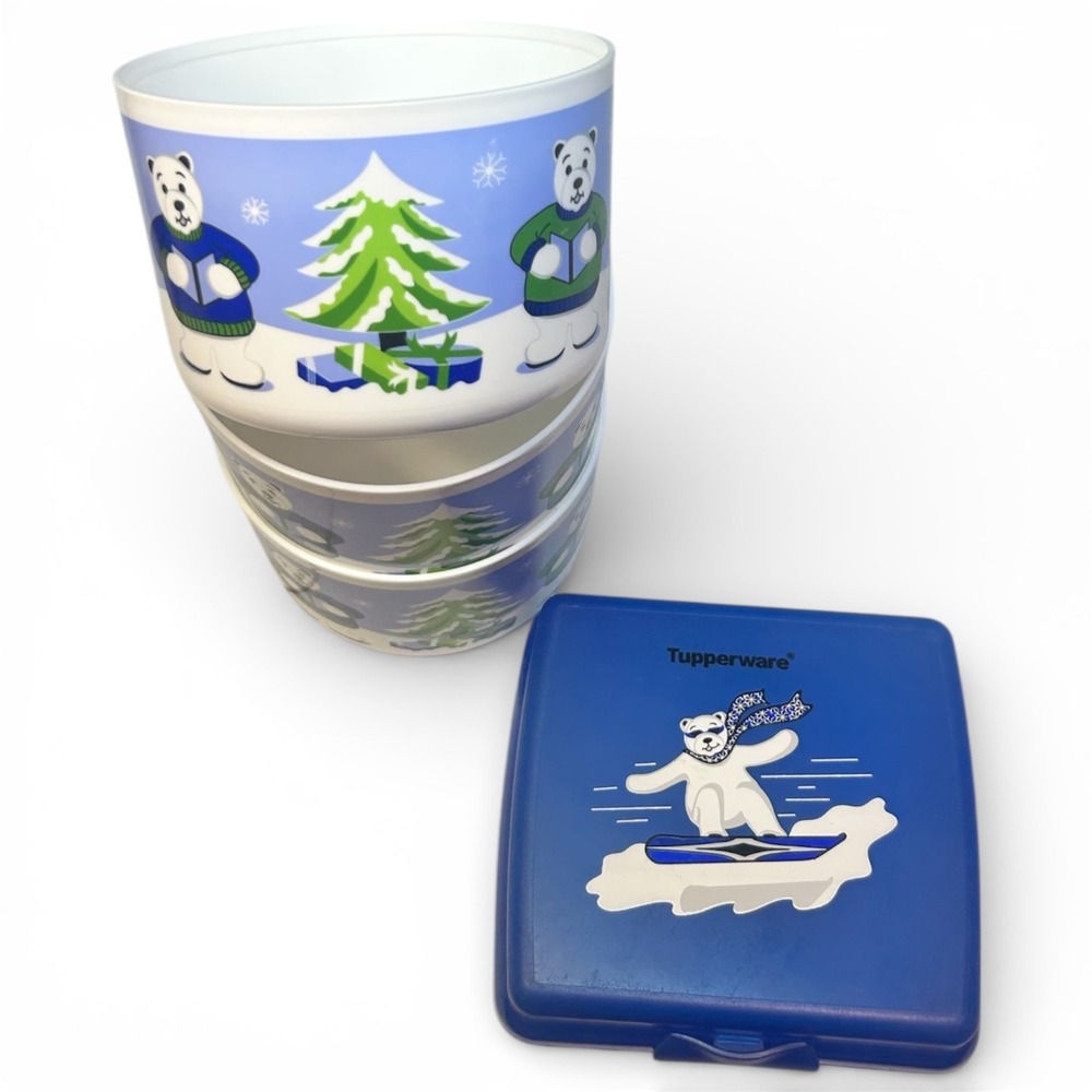 Tupperware Winter Polar Bear Sandwich Keeper, and Canister A Set‎ No Lids